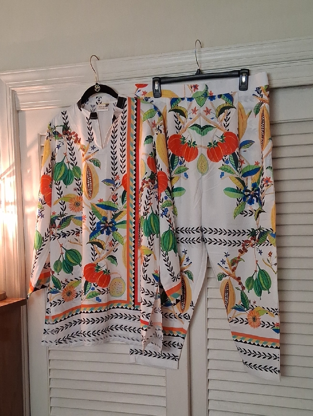NWOT - Blackbeads Tropical Floral Print White Pantsuit Set